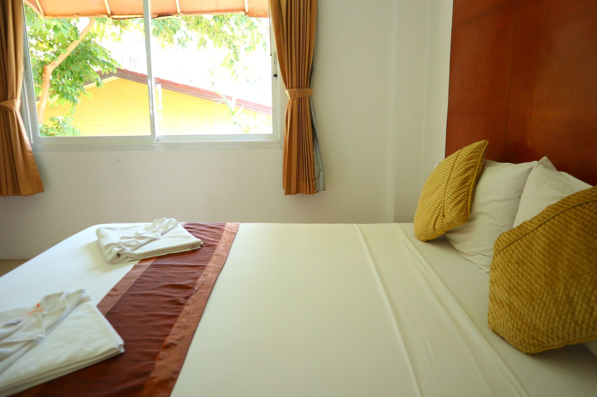 Patong Sukcheewa Residence Phuket מראה חיצוני תמונה