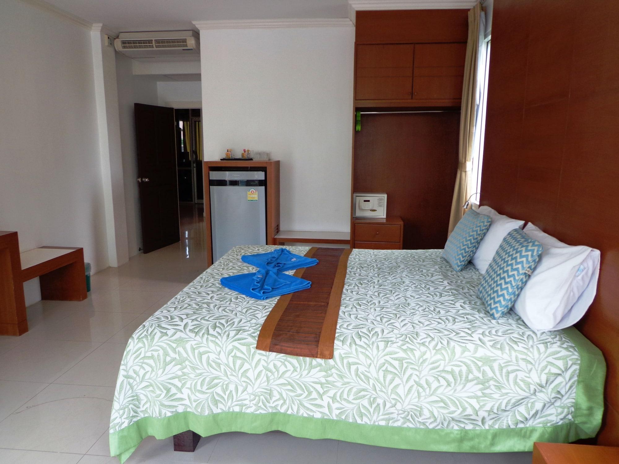Patong Sukcheewa Residence Phuket מראה חיצוני תמונה