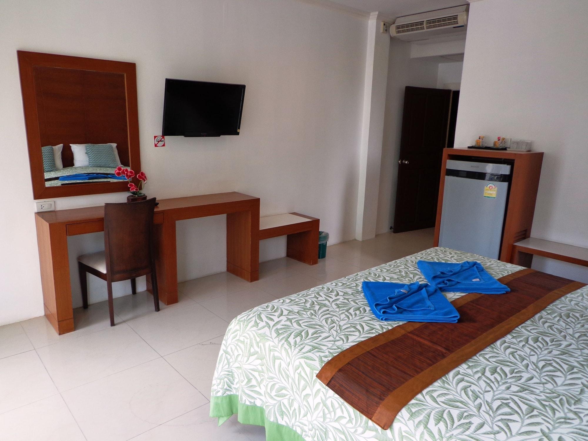 Patong Sukcheewa Residence Phuket מראה חיצוני תמונה