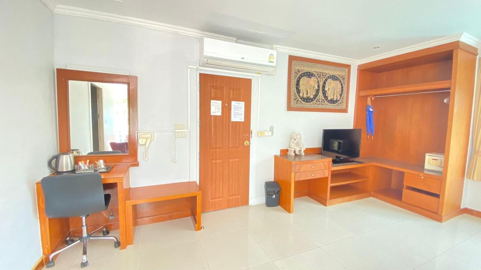 Patong Sukcheewa Residence Phuket מראה חיצוני תמונה