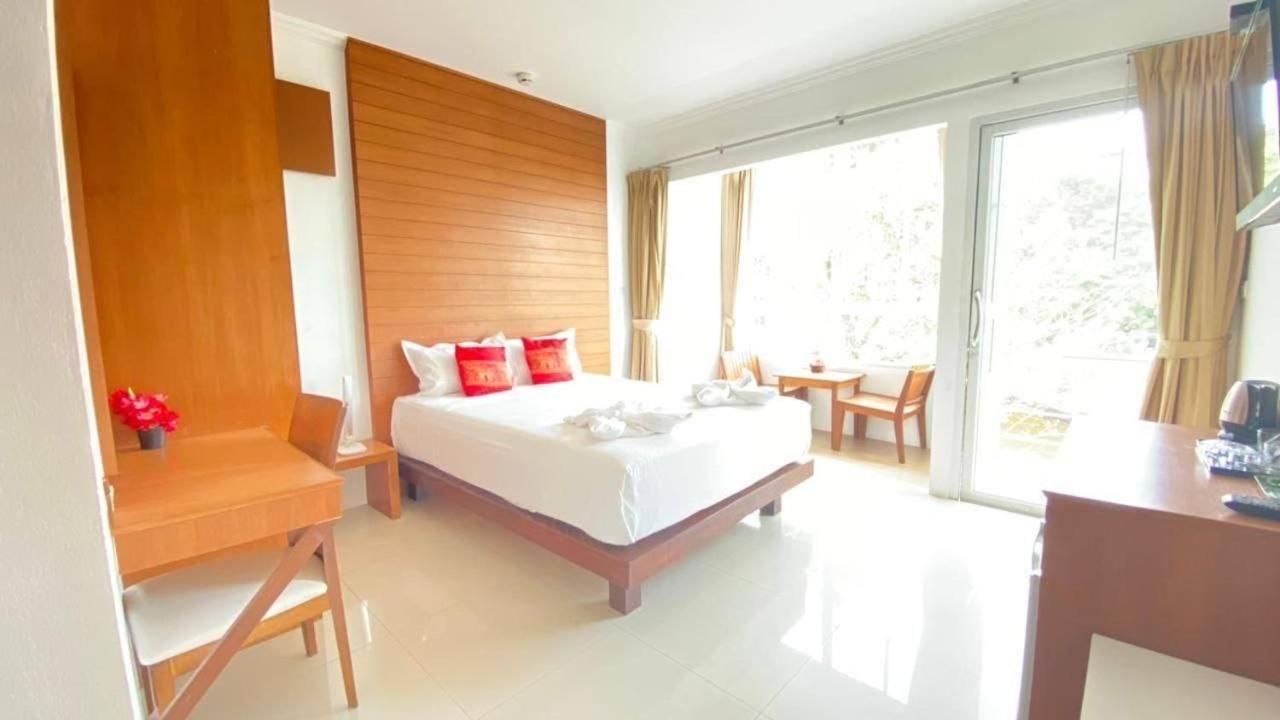 Patong Sukcheewa Residence Phuket חדר תמונה