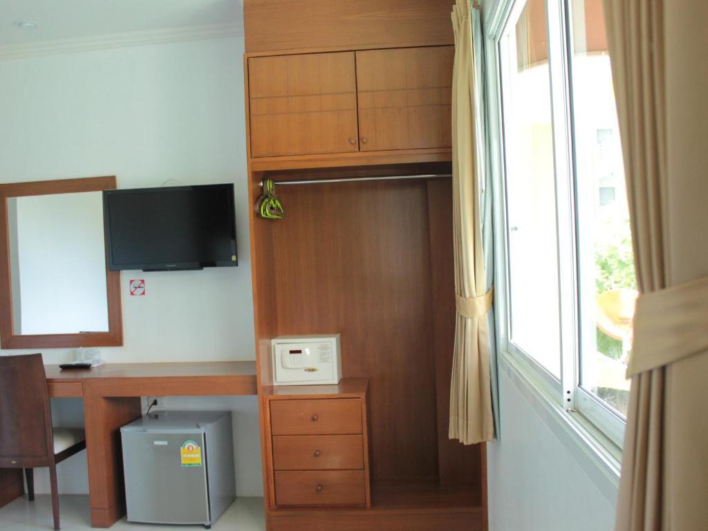 Patong Sukcheewa Residence Phuket חדר תמונה